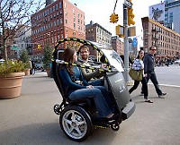 US-TRANSPORT-GM-SEGWAY-TWOSEATER US-TRANSPORT-GM-SEGWAY-TWOSEATER
